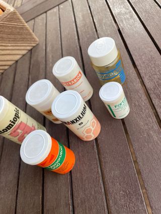 Botes antiguos de medicamentos vintage
