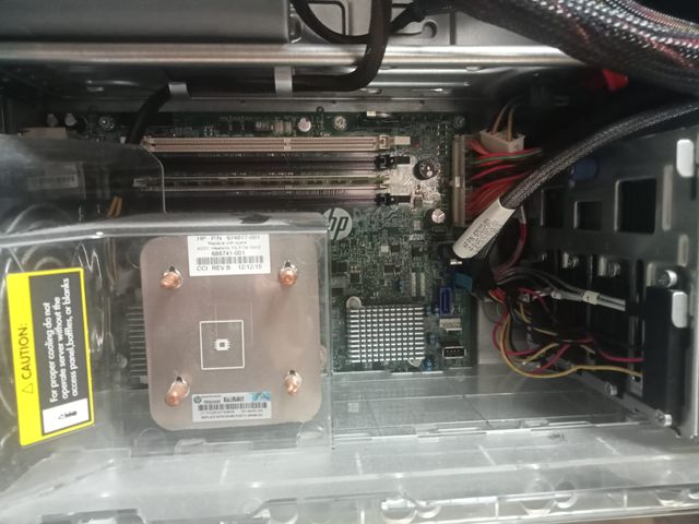 SERVIDOR HP PROLIANT ML310e gen 8