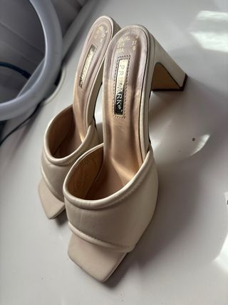 Tacones Beige Primark Talla 37