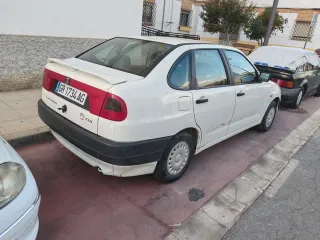 SEAT Cordoba 1.4i 75mil kms 