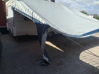 Avance avancé para caravana Knaus 490