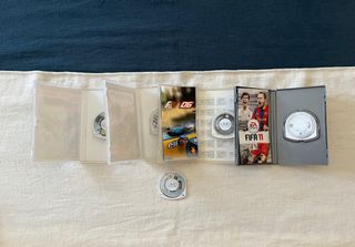Lote 4 juegos PSP: LEGO Batman, F1, F1 06, FIFA 11