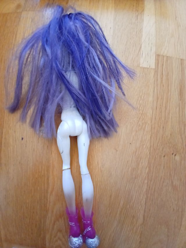 Bambola per capelli viola Bratz