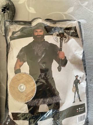 Disfraz Vikingo con Hacha y Escudo