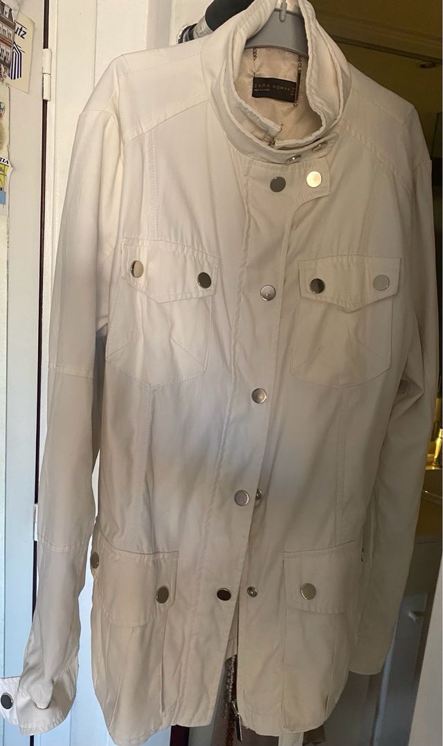 Chaqueton  Zara Mujer 
Hombros44 Axilas50Largo72