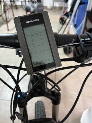 Bicicleta Eléctrica Benelli Blanca