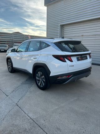 Hyundai Tucson 1.6tgdi hev maxx auto