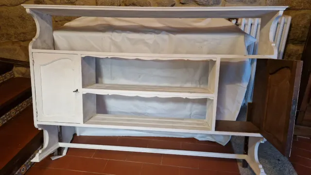 Alacena vintage de madera