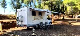 Autocaravana rimor katamarano