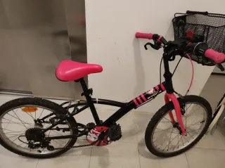 Bicicleta infantil BTWIN negra y rosa