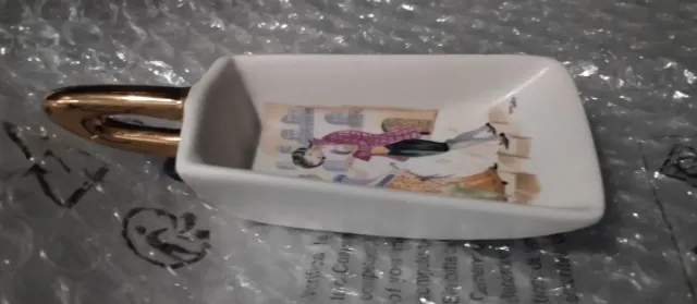 Portagioie vintage in porcellana