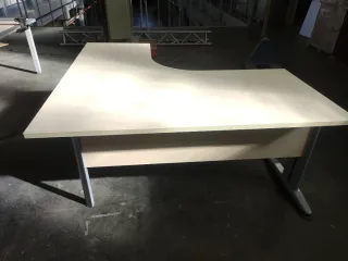 Mesa de despacho L beige 