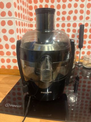 Licuadora Philips Negra