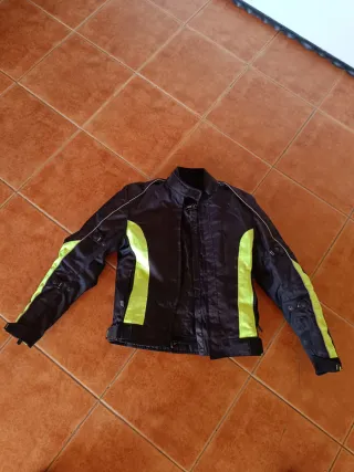 Cazadora Moto Mujer Negra y Verde talla S