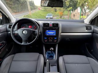 Volkswagen Golf 2005