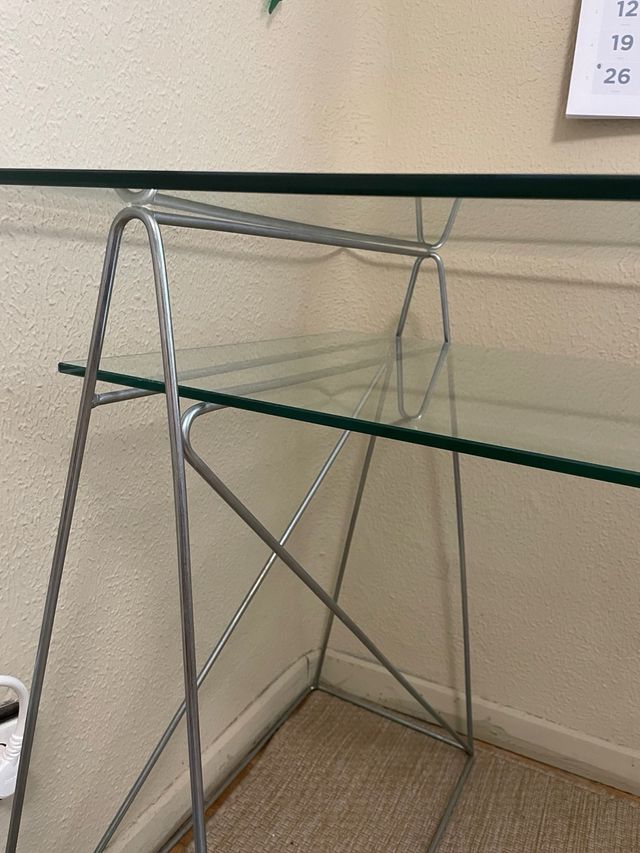 Mesa escritorio cristal y metal diseño