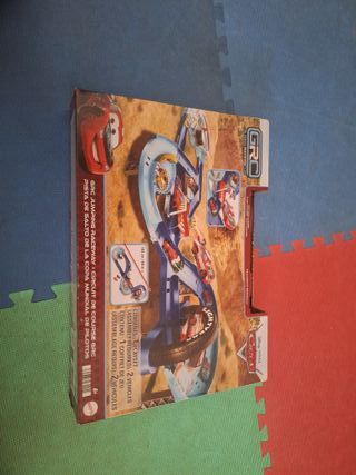 Circuito Coches Disney Cars GRC