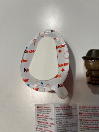 Kinder Joy Stranger Things Funko Pop Hopper