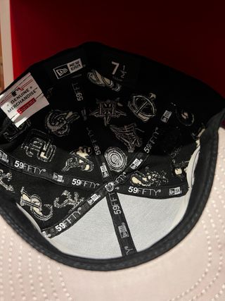 Gorra Supreme New Era Negra