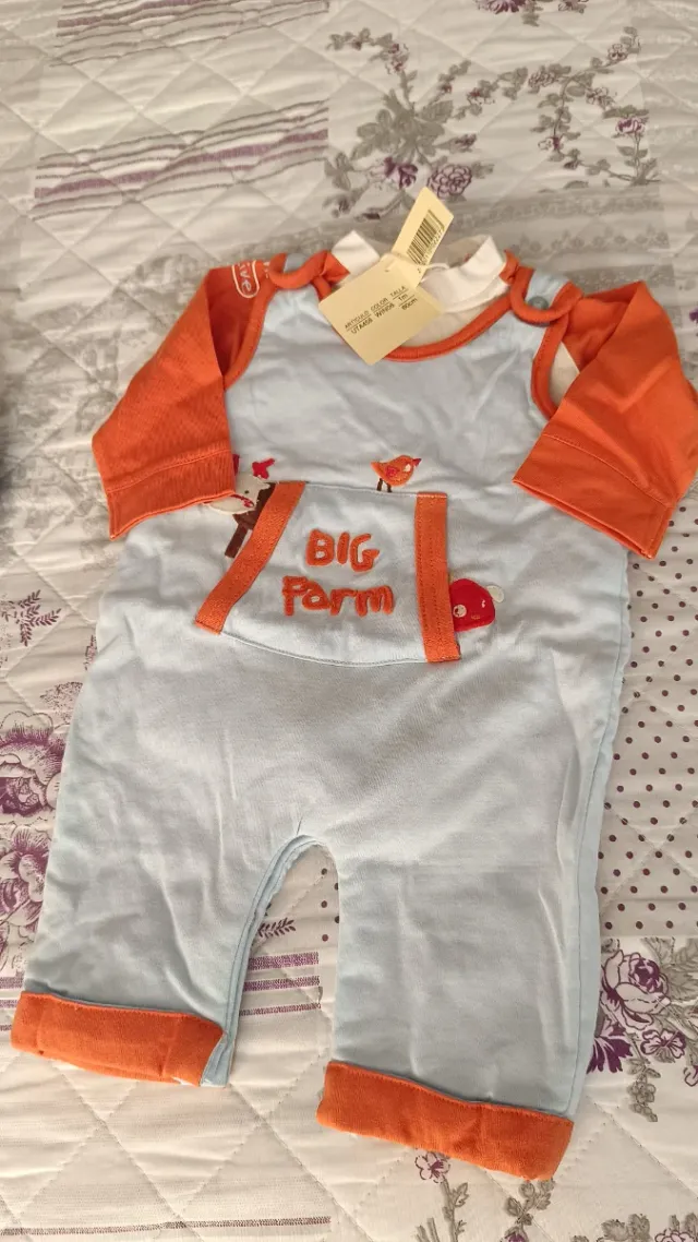 Saco de dormir con capucha + conjunto + peto