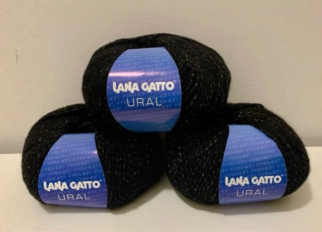 3 Gomitoli Lana Gatto Ural Nero lurex