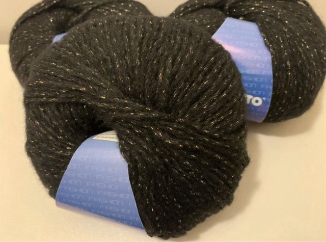 3 Gomitoli Lana Gatto Ural Nero lurex