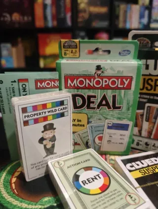 Monopoly Deal y Cluedo Suspect