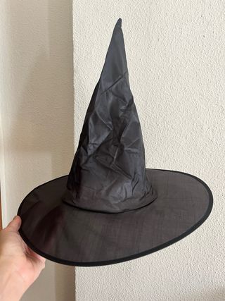 Sombrero de bruja negro