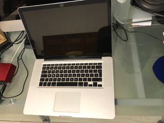 MacBook Pro i7 15” Plata