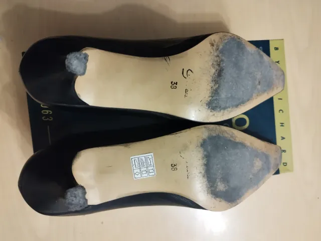 Zapatos negros mujer tacón fino