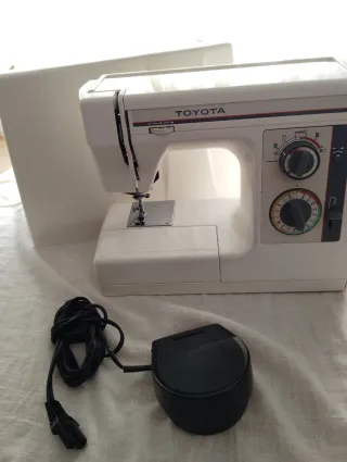 Máquina de coser Toyota