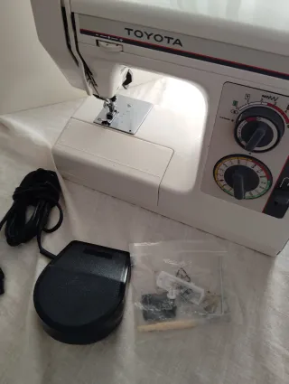 Máquina de coser Toyota