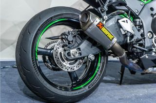 KAWASAKI Ninja ZX10 R AKRAPOVIC * AMORTIGUADOR DE DIRECCIÓN * IMPECALE