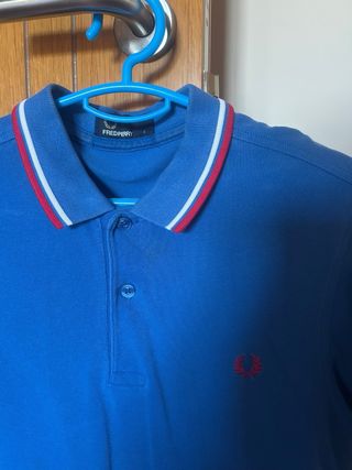 Polo Fred Perry Azul Rayas Cuello y Puños