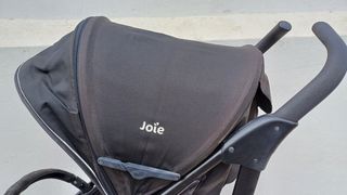 Carro de bebé Joie negro