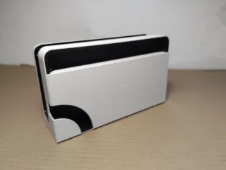 Base bianca OLED per Nintendo Switch