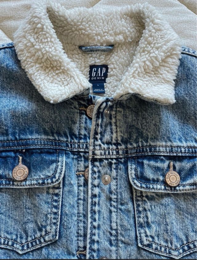Giubbino Jeans Bambino/a GAP con Pelliccia