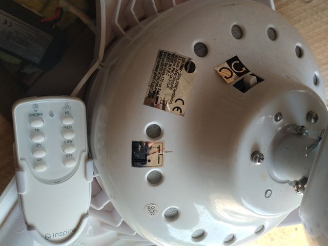 Ventilador de techo con luz