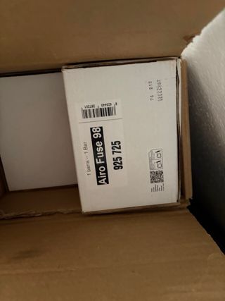 Cofre de techo con barras Jaecco 7