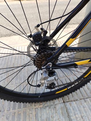 Bici( MTB Indur Attack) 27.5.×2.30.TALIA M.MONTAÑA