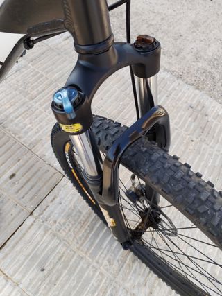 Bici( MTB Indur Attack) 27.5.×2.30.TALIA M.MONTAÑA