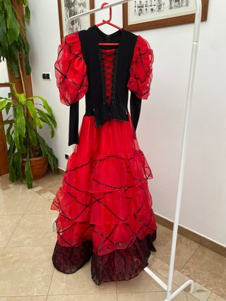 Traje Baile Español Clásico Rojo y Negro