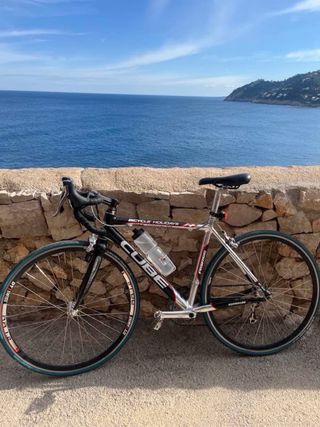 Bicicleta de carretera Cube talla M