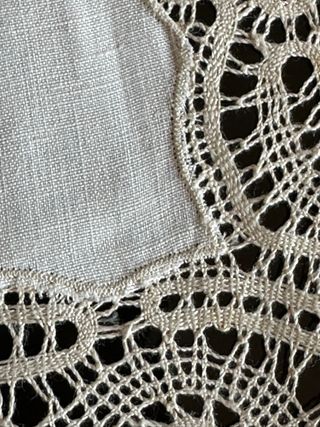 Centrino tombolo fatto a mano