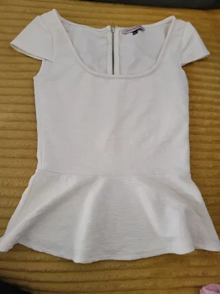 Blusa blanca peplum talla M