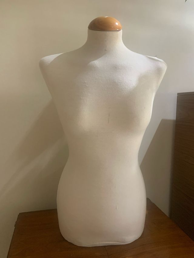 Maniquí Talla Única Beige