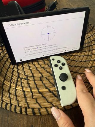 Nintendo Switch OLED bianco