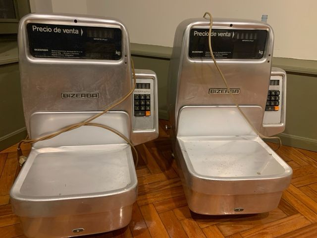 Antiguas básculas Bizerba – modelo profesional vin