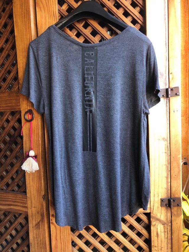 Camiseta Hollister gris talla M