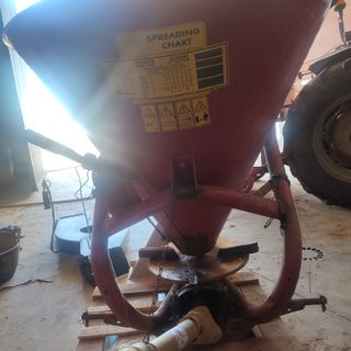 Abonadora para tractor